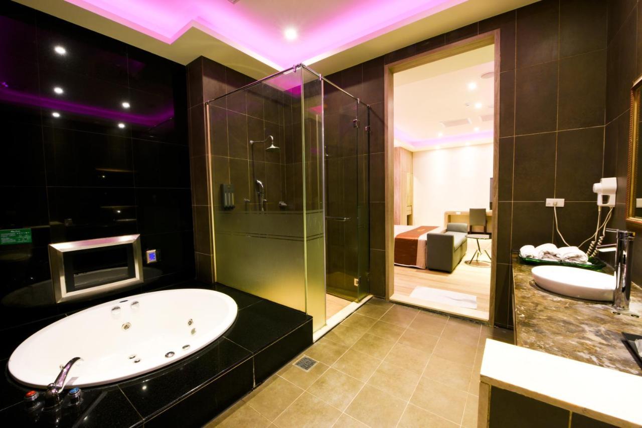 Purple Rainbow Motel 타이베이 외부 사진