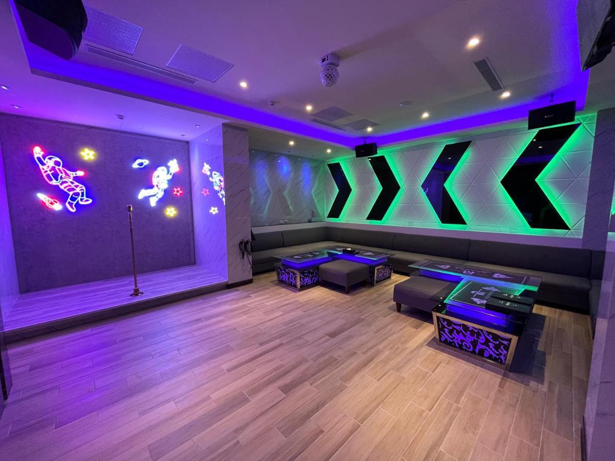 Purple Rainbow Motel 타이베이 외부 사진